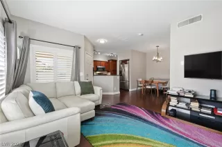 Photo #4: 2787960 Listing 