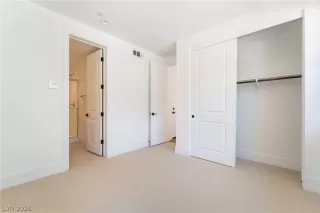 Photo #6: 2787985 Listing