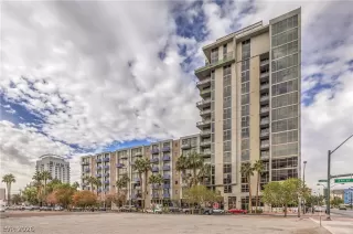 Photo #2: 2788007 Listing 