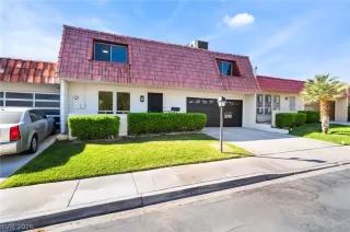 Photo #3: 2788037 Listing
