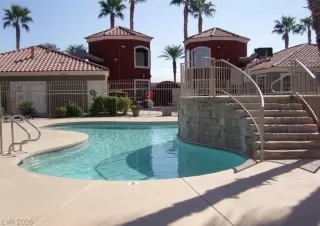 Photo #5: 2788074 Listing