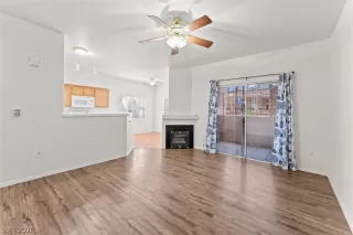 Photo #4: 2788079 Listing