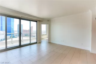 Photo #2: 2788092 Listing