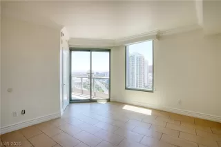 Photo #5: 2788092 Listing