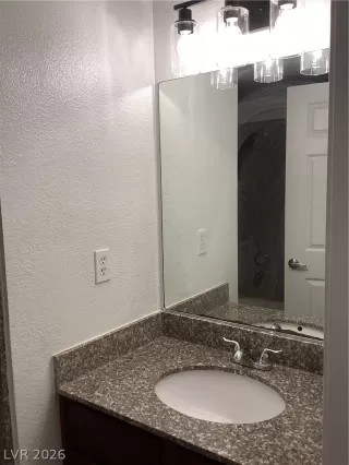 Photo #5: 2788094 Listing
