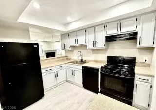 Photo #5: 2788119 Listing 