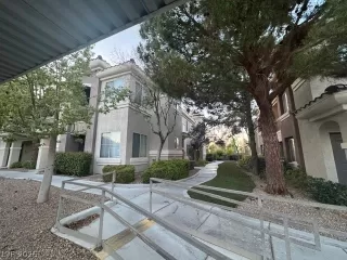 Photo #2: 2788124 Listing 