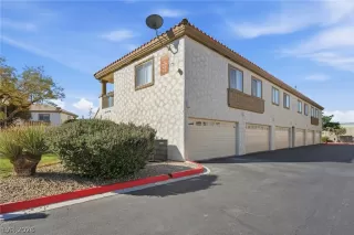 Photo #5: 2788140 Listing 