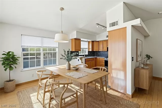 MLS: 2788162 Condo For Sale
