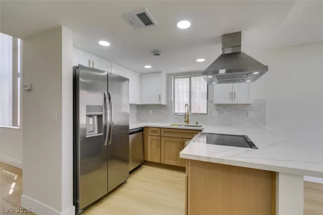 MLS: 2788196 Condo For Sale