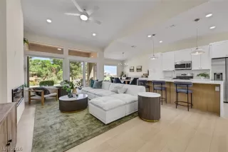 Photo #1: 2788209 Listing 