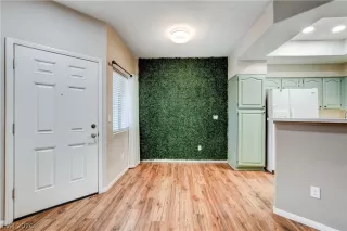 Photo #2: 2788219 Listing 