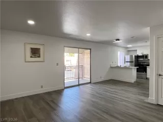 Photo #2: 2788226 Listing 