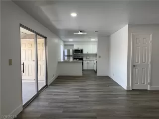 Photo #4: 2788226 Listing 
