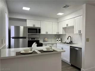 Photo #6: 2788226 Listing 