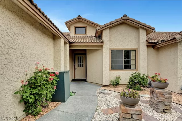 MLS: 2788237 Condo For Sale