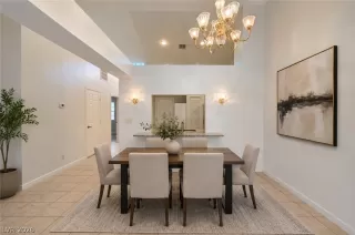 Photo #4: 2788237 Listing 