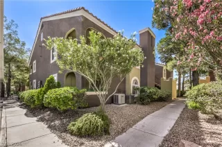 Photo #3: 2788254 Listing