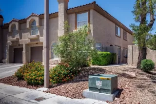Photo #2: 2788312 Listing 