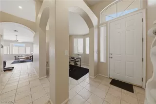 Photo #2: 2788337 Listing 