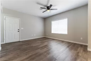 Photo #6: 2788388 Listing