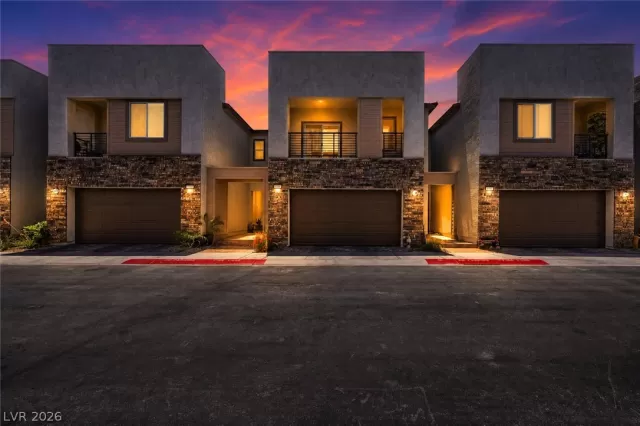 MLS: 2788429 Condo For Sale