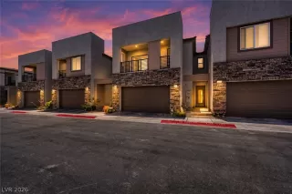 Photo #3: 2788429 Listing