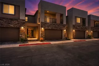 Photo #5: 2788429 Listing