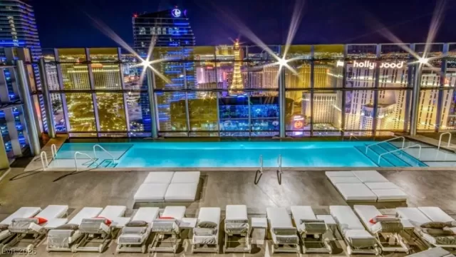 MLS: 2788441 Condo For Sale