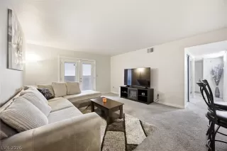 Photo #2: 2788478 Listing 
