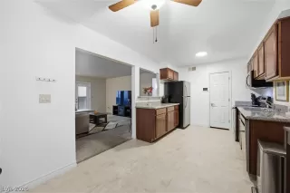 Photo #3: 2788478 Listing 
