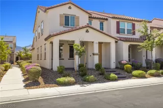 Photo #1: 2788490 Listing