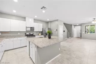 Photo #6: 2788490 Listing