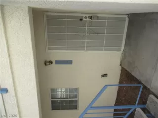 Photo #3: 2788491 Listing 