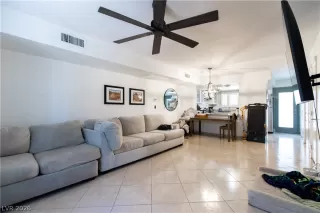 Photo #2: 2788548 Listing 