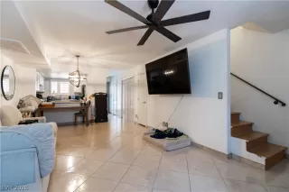 Photo #4: 2788548 Listing 