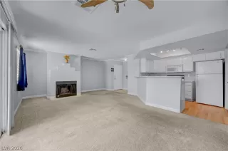 Photo #3: 2788630 Listing 