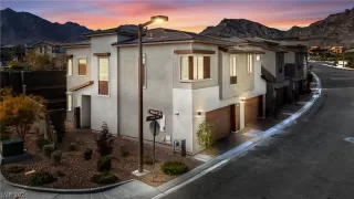 Photo #1: 2788636 Listing 