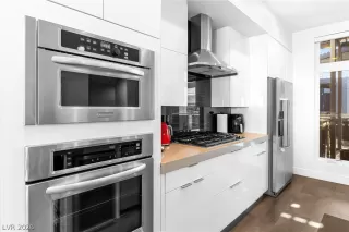 Photo #5: 2788650 Listing 