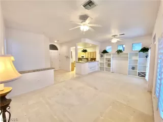 Photo #5: 2788698 Listing