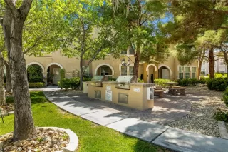 Photo #3: 2788857 Listing 