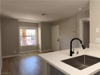 Photo #5: 2788874 Listing 