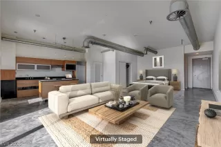 Photo #2: 2788917 Listing 