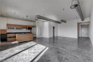 Photo #3: 2788917 Listing 