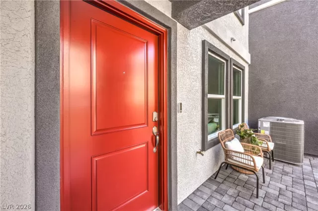 MLS: 2788922 Condo For Sale