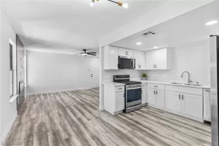 Photo #6: 2788983 Listing