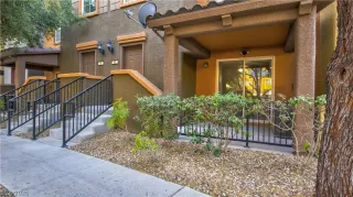Photo #1: 2788999 Listing