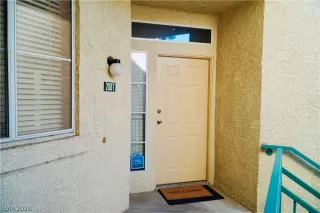 Photo #1: 2789049 Listing 