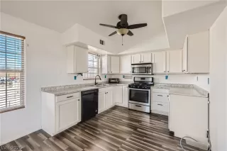 Photo #4: 2789113 Listing 