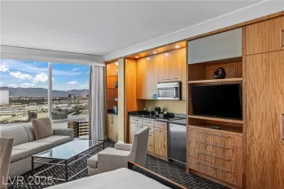 Photo #2: 2789152 Listing 